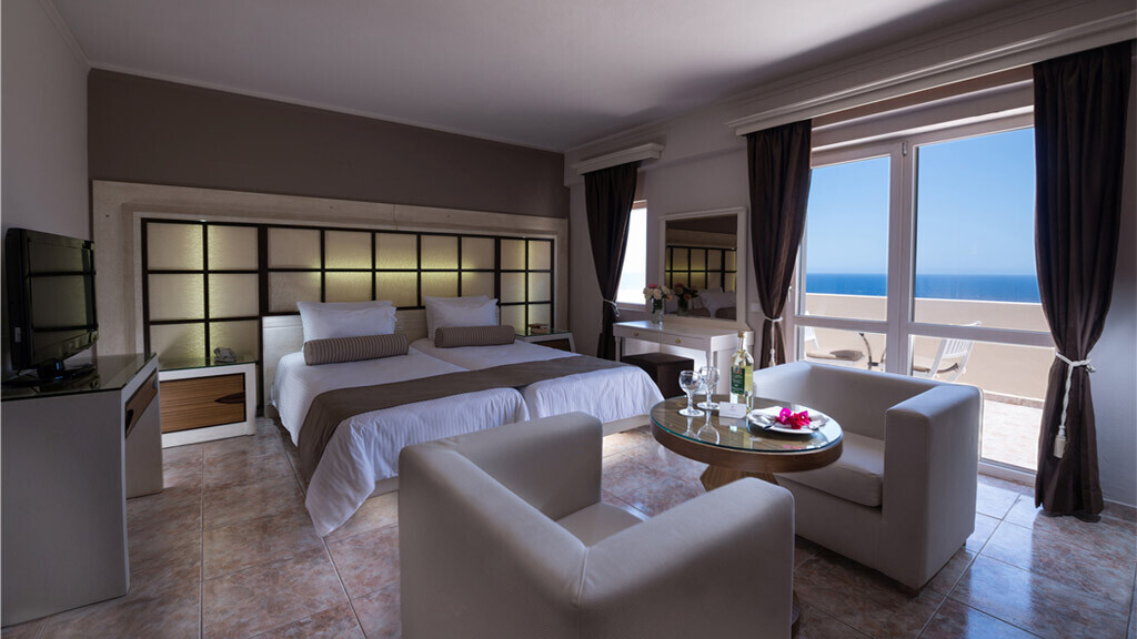 Athina Palace Resort & Spa